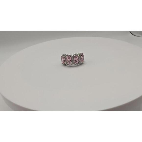 Elegant Pink Stone Cocktail Ring Size 7 - Picture 5 of 9